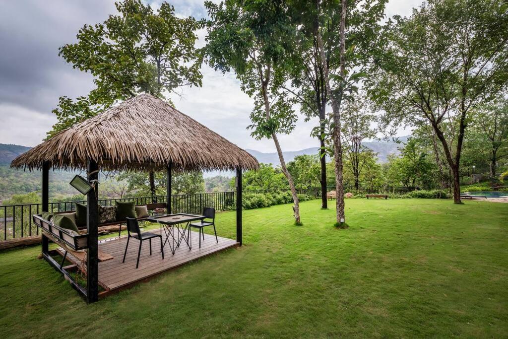 Saffronstays Sonnet Khopoli Kültér fotó